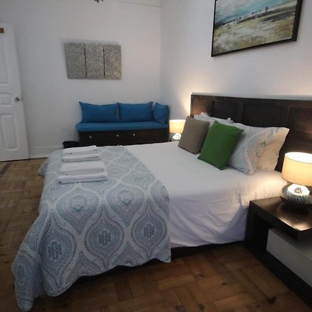 Ocean M1 R4 - Large Double Room With Shared Bathroom In City Center Lisboa Eksteriør billede